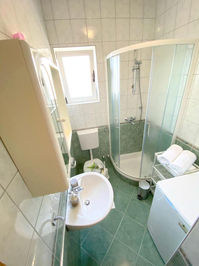 Apartments Saric 비오그라드나모루 외부 사진