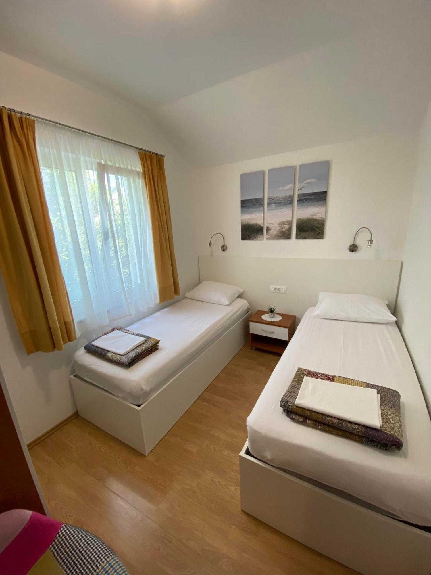 Apartments Saric 비오그라드나모루 외부 사진